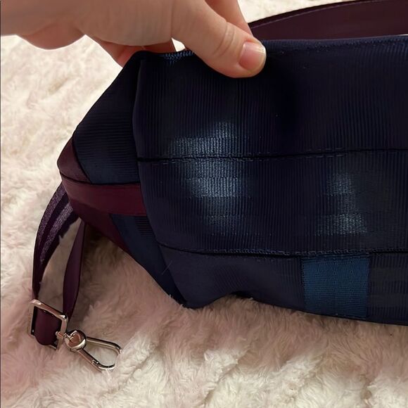 Harvey’s your a gem park hopper bag - Picture 3 of 8